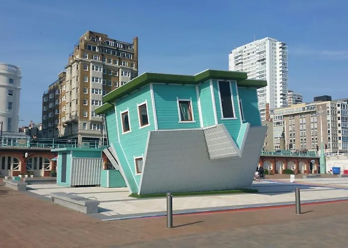 Lovely & Bright 1 Bedroom Apartment Near The Beach